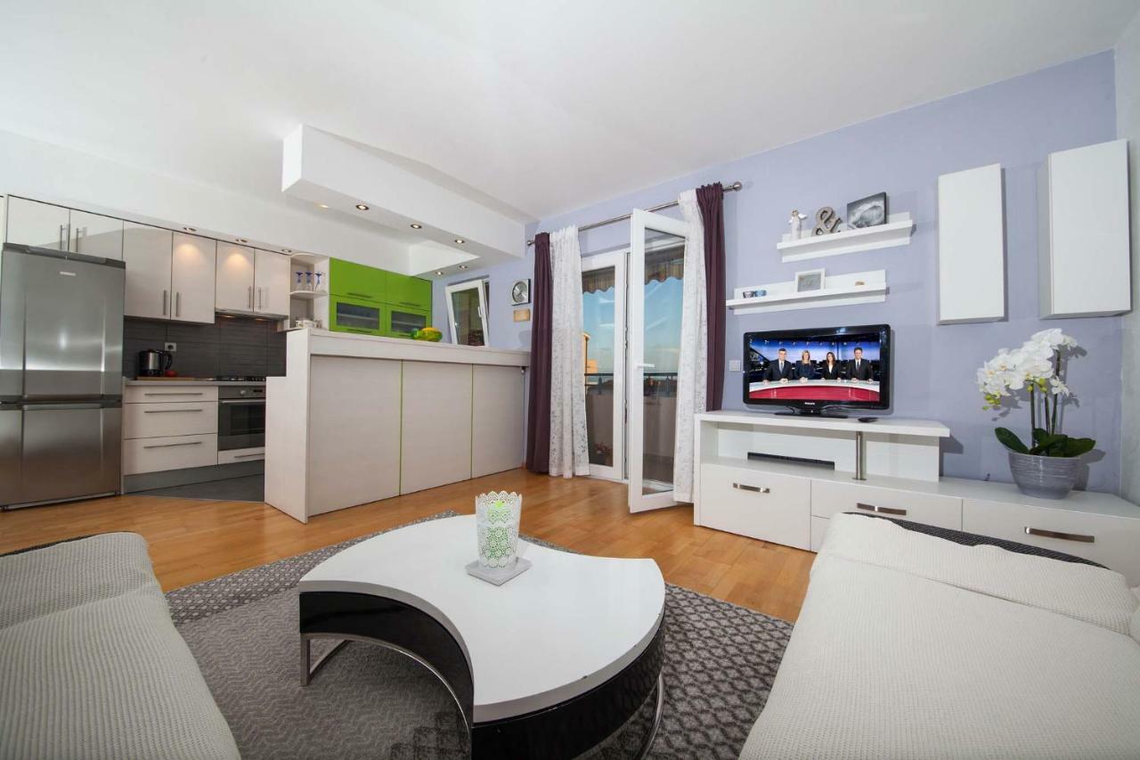 Apartment Sarena Makarska Eksteriør bilde