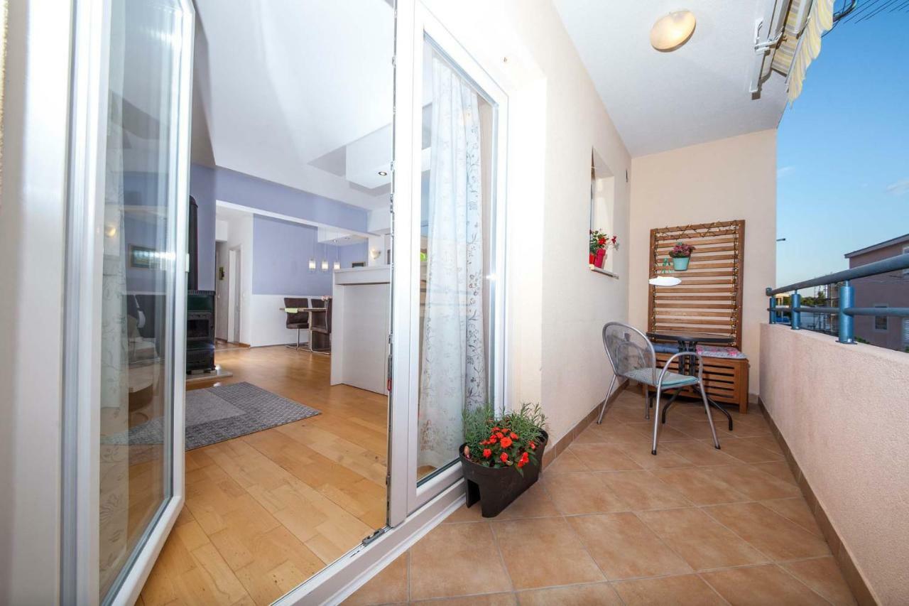 Apartment Sarena Makarska Eksteriør bilde