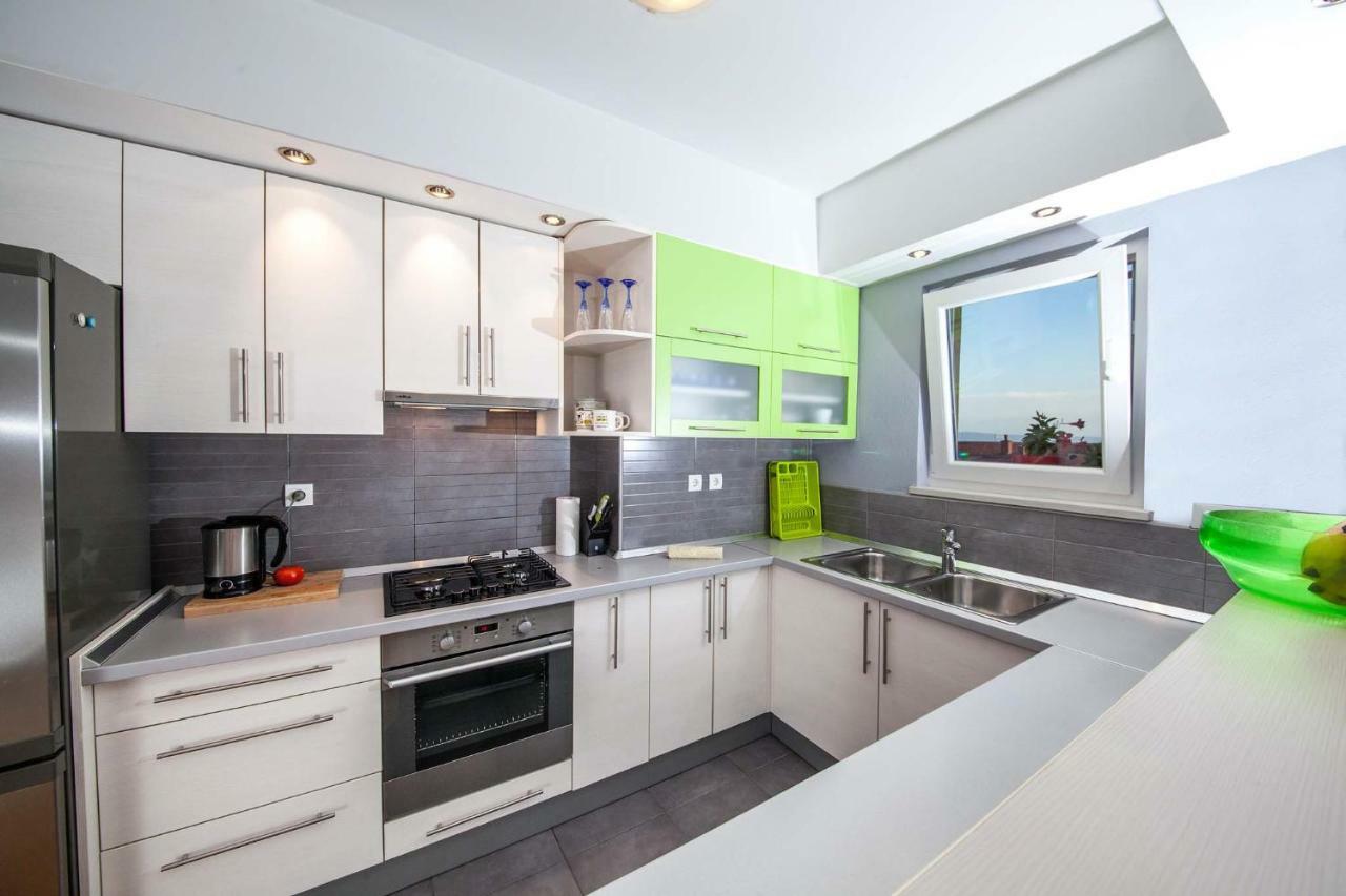 Apartment Sarena Makarska Eksteriør bilde