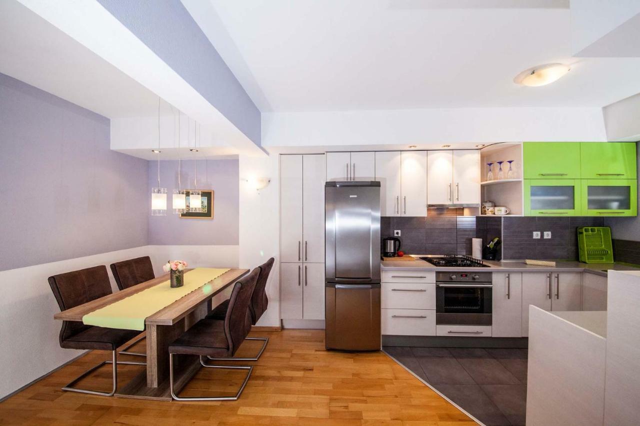 Apartment Sarena Makarska Eksteriør bilde