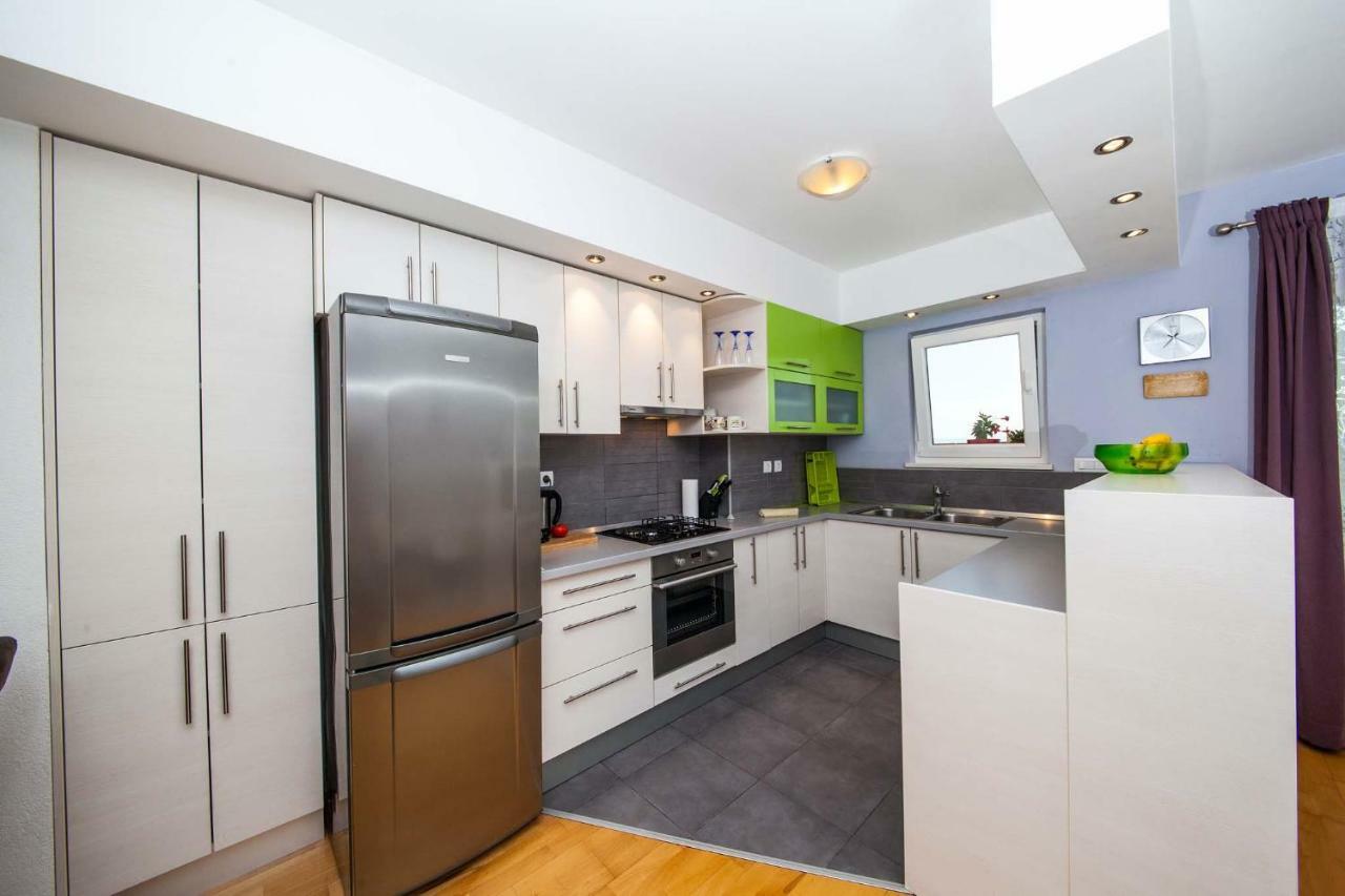 Apartment Sarena Makarska Eksteriør bilde