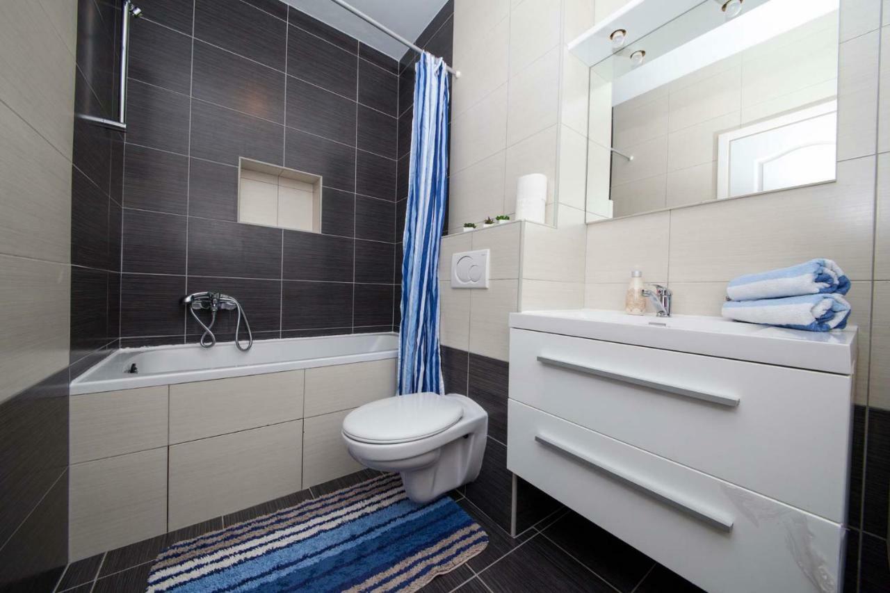 Apartment Sarena Makarska Eksteriør bilde
